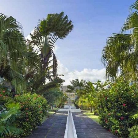 Agreable Studio Au Bord De Mer. Saint-Francois  Bagian luar foto